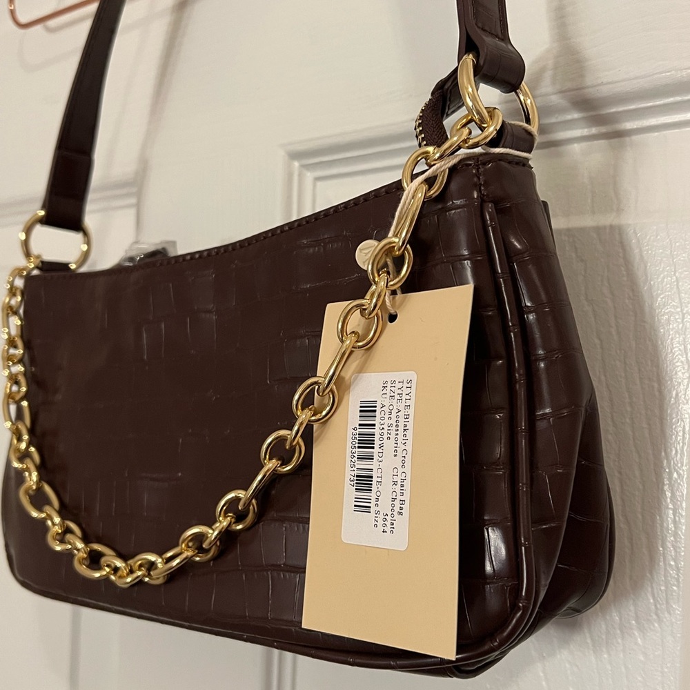 Meshki croc chain purse in chocolate